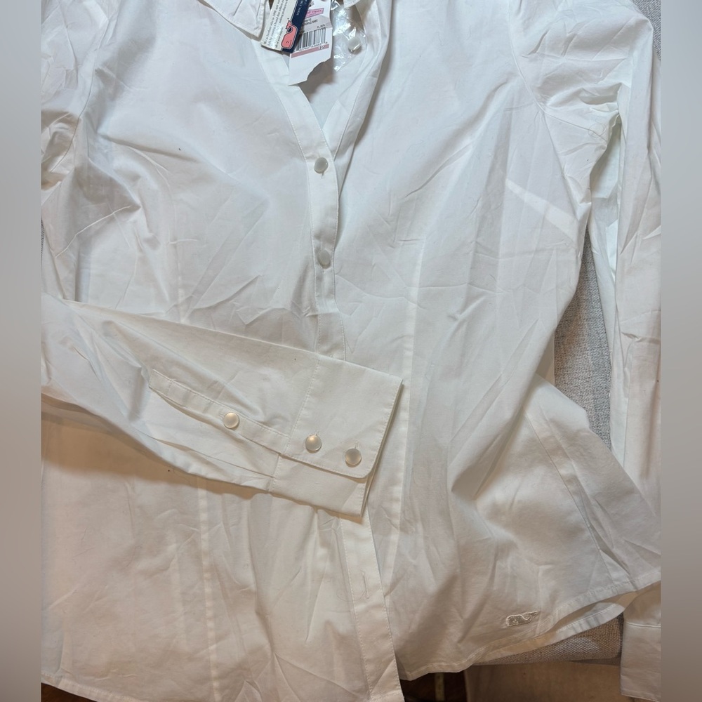 VINEYARD VINES “Victoria Ruffle” collar white shirt w/pearl buttons NWT. Size 12 - Picture 5 of 5